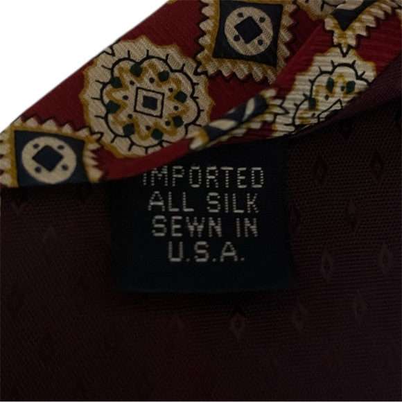ROBERT STEWART Elegant Geometric Patterned Silk Tie - US MADE - Picture 4 of 6